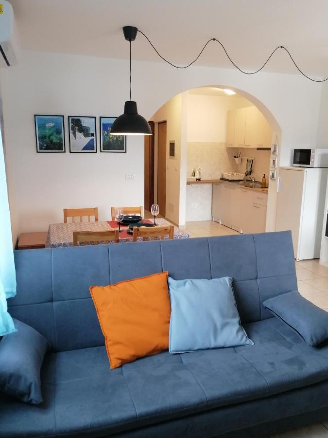 Apartment Layla - Intermezzo With Sea View In Center Of ラバック エクステリア 写真